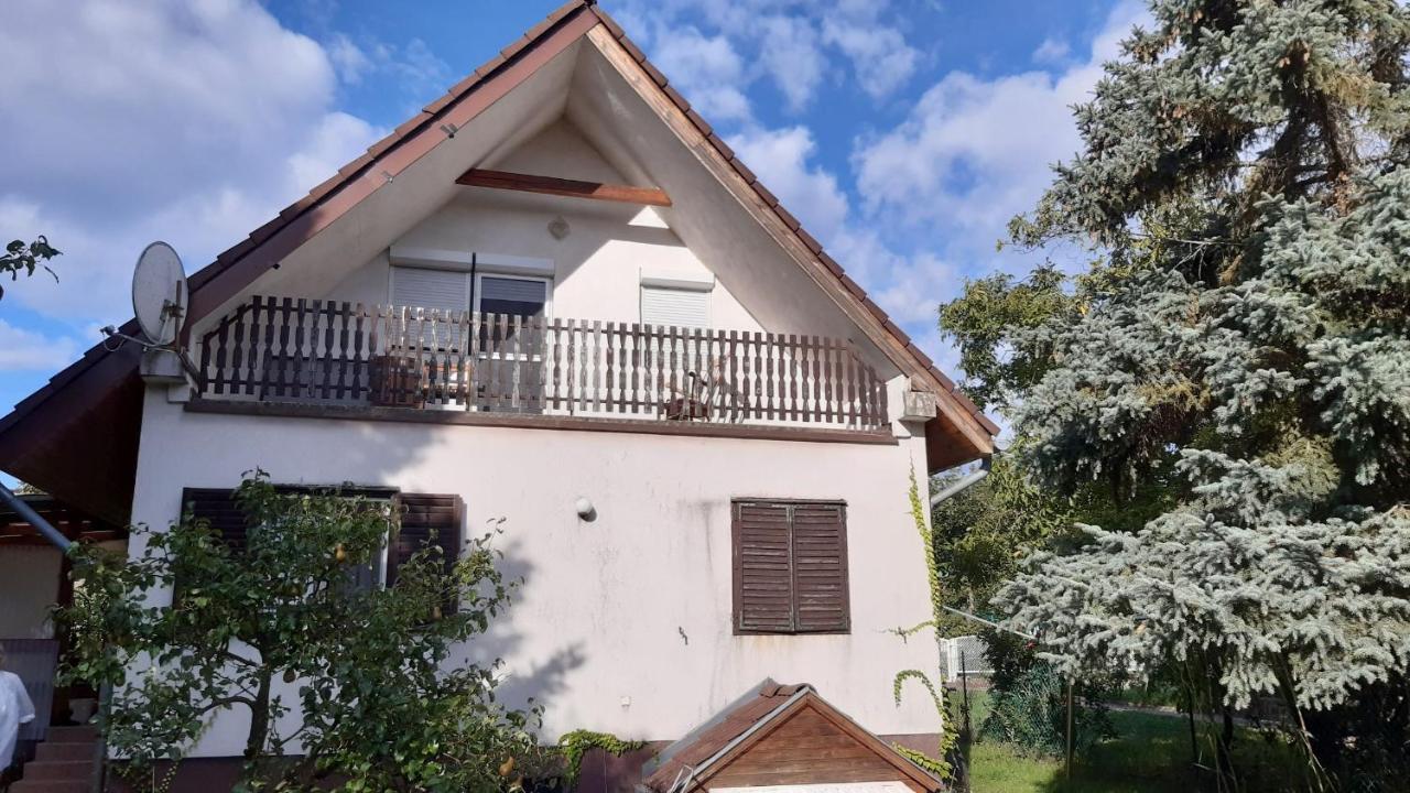Szalakóta Ház Balatongyorok Exterior foto